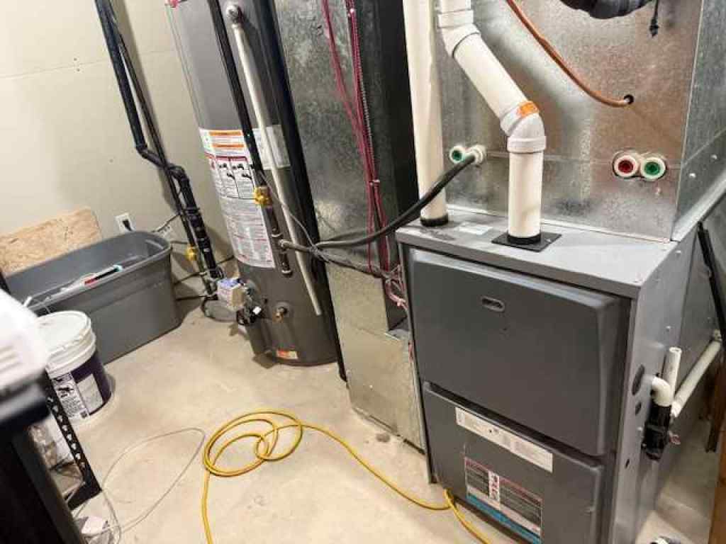 MLS® A2265600 - 656 Hunter Drive  in Nacmine Drumheller, Residential