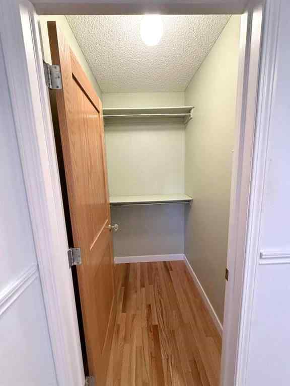 MLS® A2265603 - 4505 17 Avenue NW in Montgomery Calgary, Residential