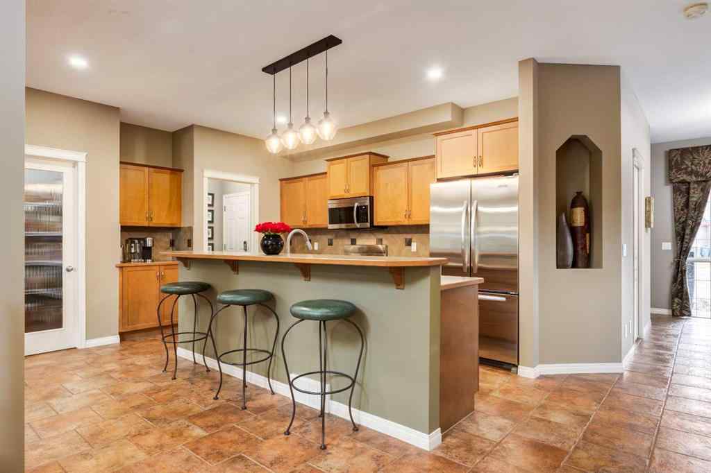 MLS® A2265614 - 11756 Valley Ridge Boulevard NW in Valley Ridge Calgary, Residential