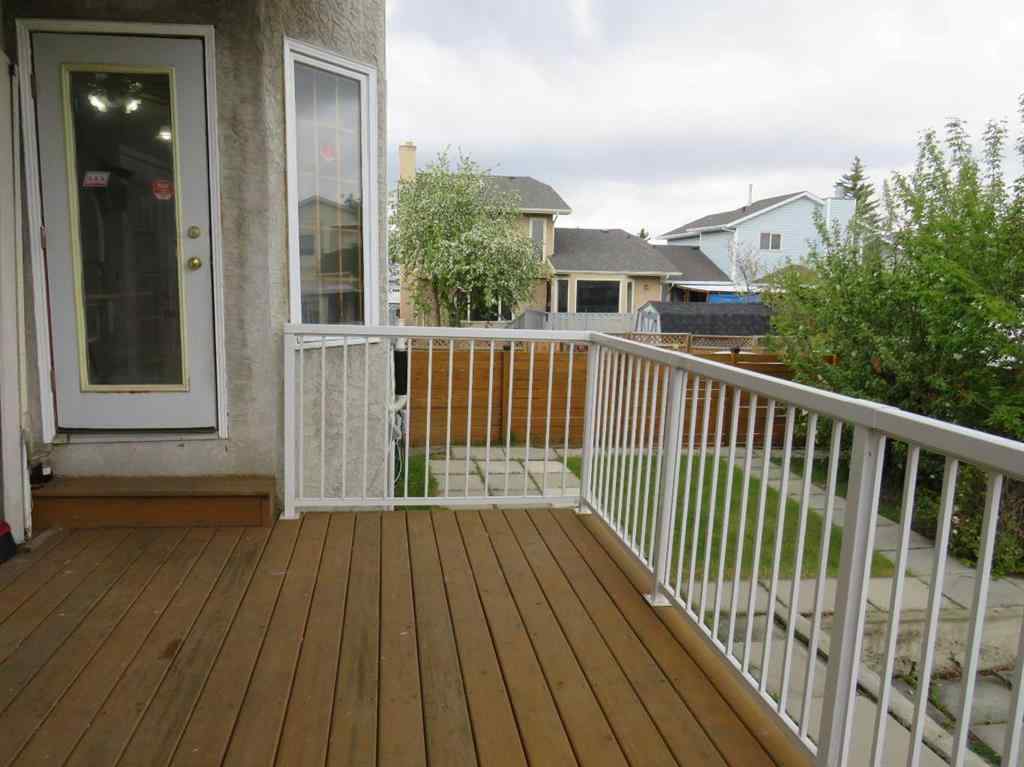 MLS® A2265616 - 63 La Valencia Gardens NE in Monterey Park Calgary, Residential