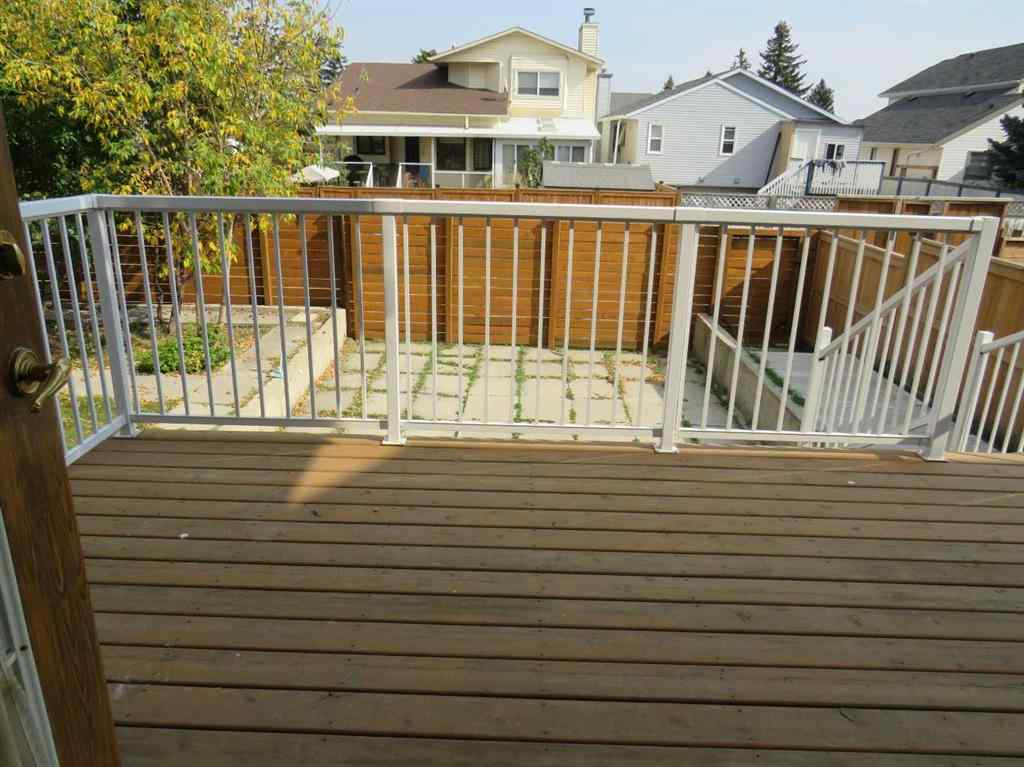 MLS® A2265616 - 63 La Valencia Gardens NE in Monterey Park Calgary, Residential