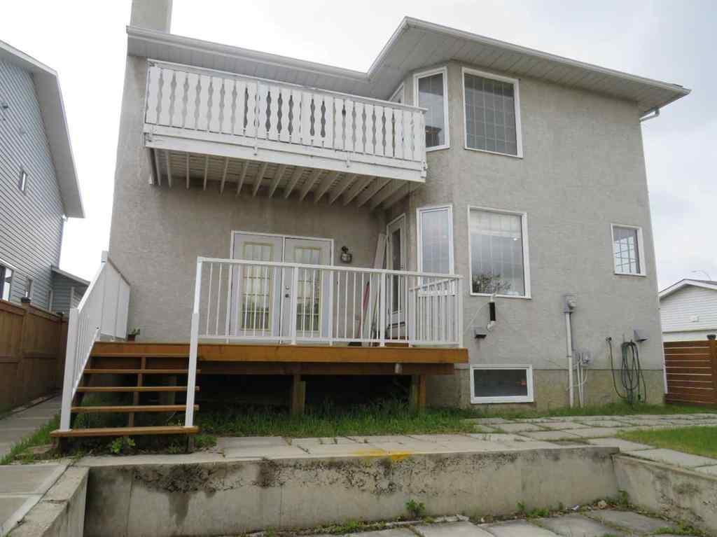 MLS® A2265616 - 63 La Valencia Gardens NE in Monterey Park Calgary, Residential