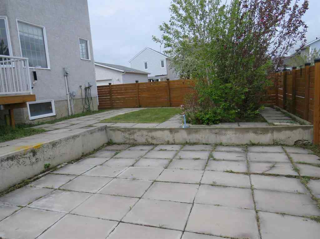 MLS® A2265616 - 63 La Valencia Gardens NE in Monterey Park Calgary, Residential