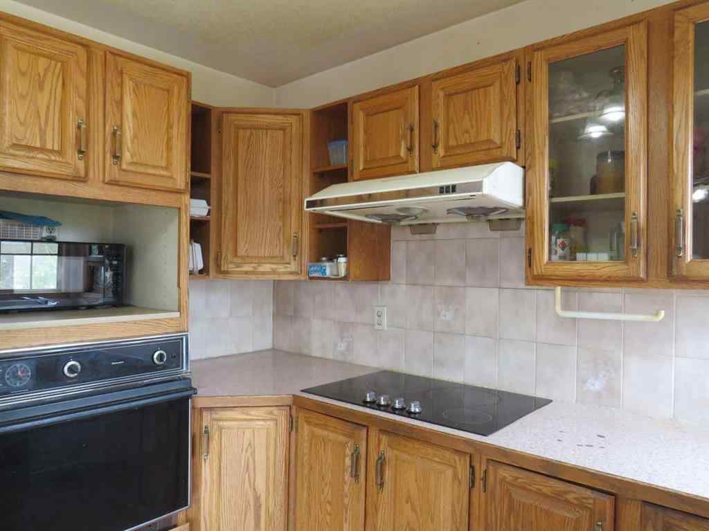 MLS® A2265616 - 63 La Valencia Gardens NE in Monterey Park Calgary, Residential