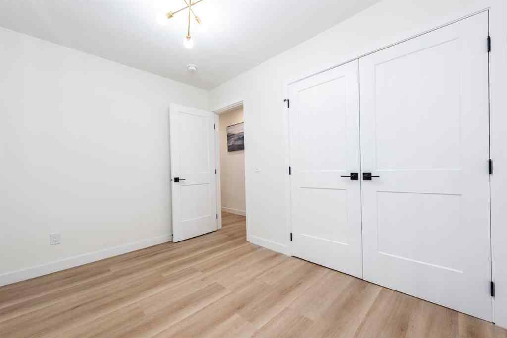 MLS® A2265620 - 152 Southampthon Drive SW in Southwood Calgary, Residential