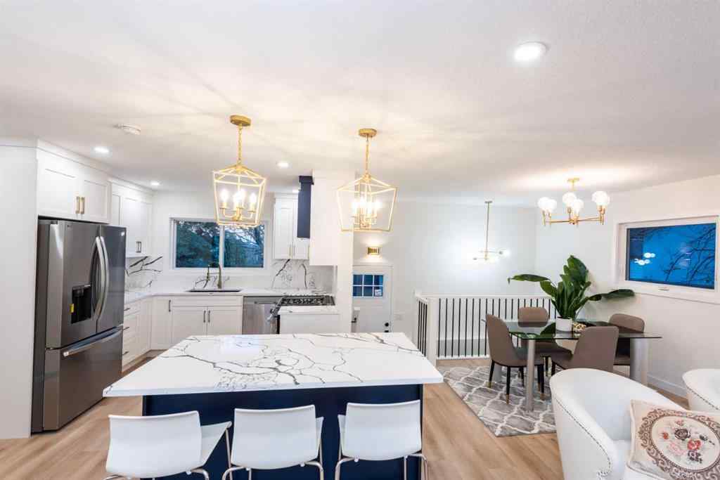 MLS® A2265620 - 152 Southampthon Drive SW in Southwood Calgary, Residential