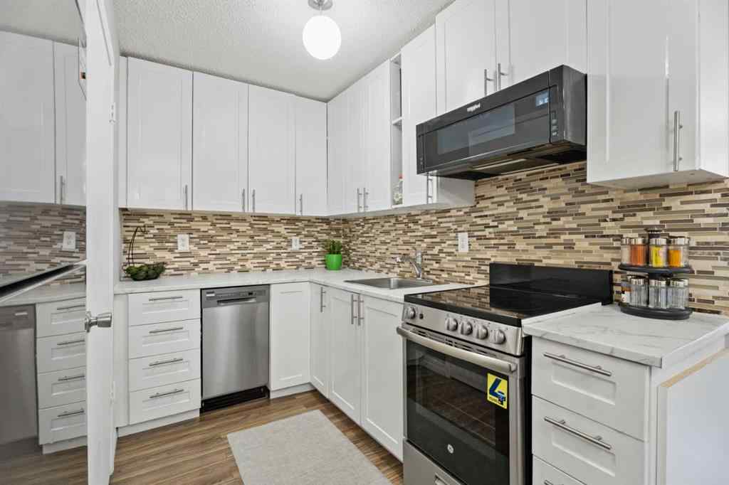 MLS® A2265631 - Unit #137 3809 45 Street SW in Glenbrook Calgary, Residential