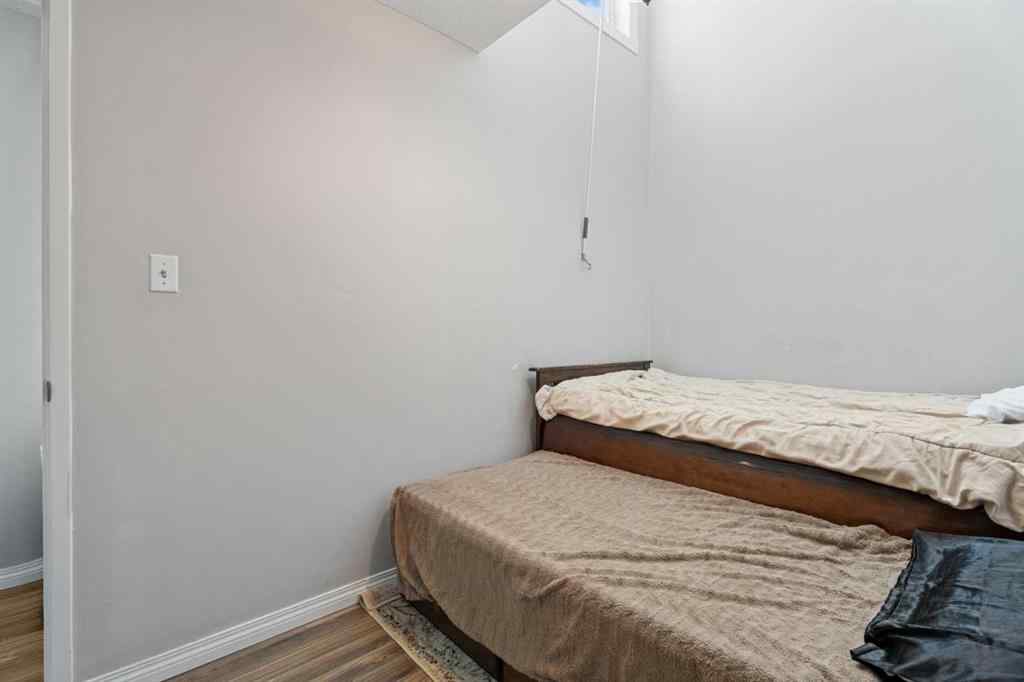 MLS® A2265631 - Unit #137 3809 45 Street SW in Glenbrook Calgary, Residential