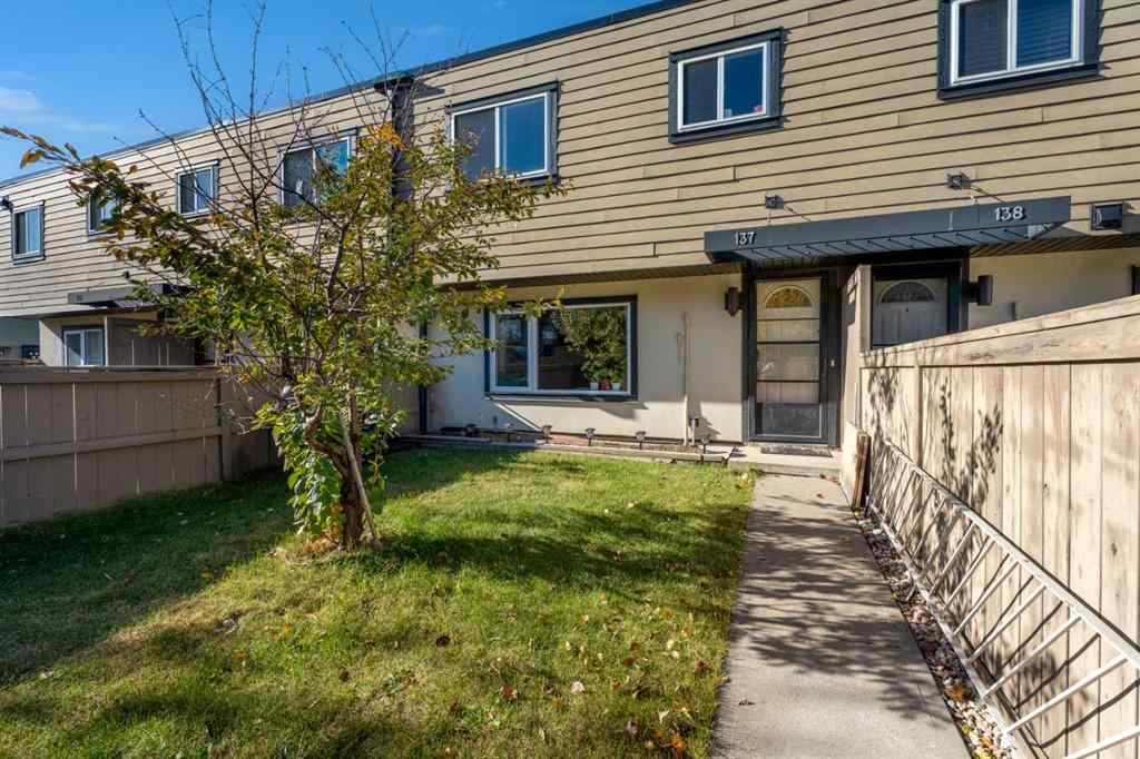 MLS® A2265631 - Unit #137 3809 45 Street SW in Glenbrook Calgary, Residential
