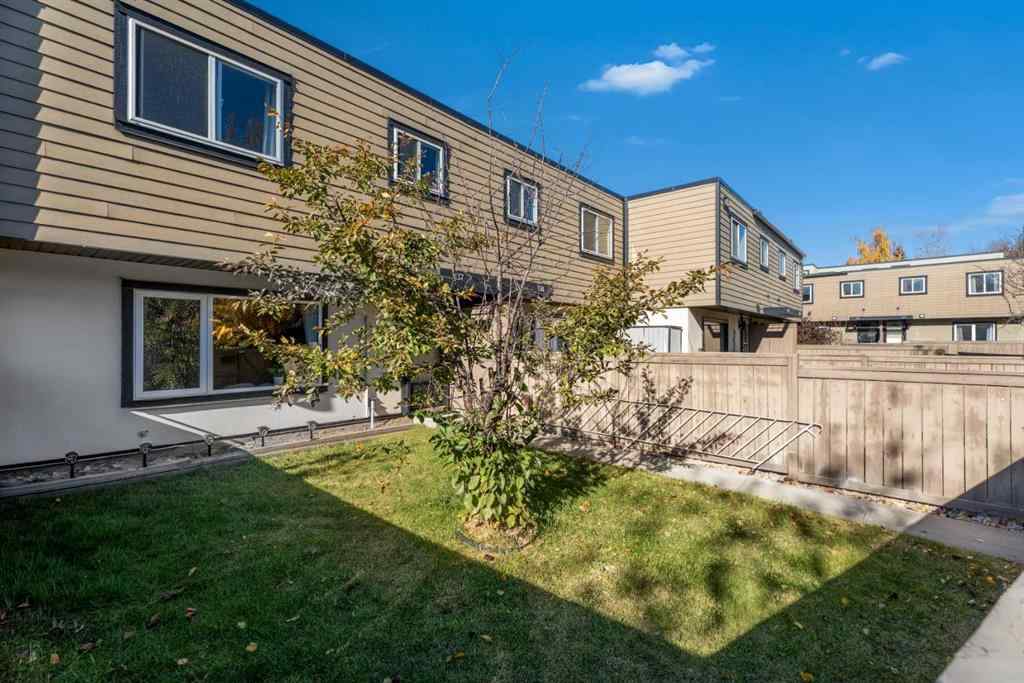 MLS® A2265631 - Unit #137 3809 45 Street SW in Glenbrook Calgary, Residential