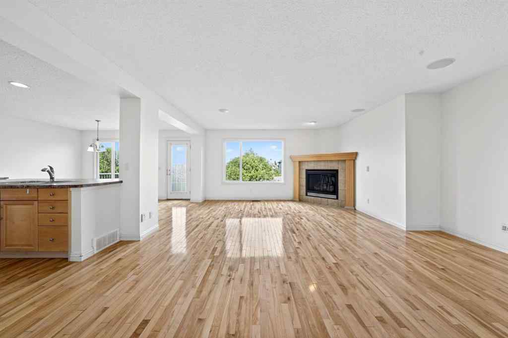 MLS® A2265634 - 320 Everbrook Way SW in Evergreen Calgary, Residential