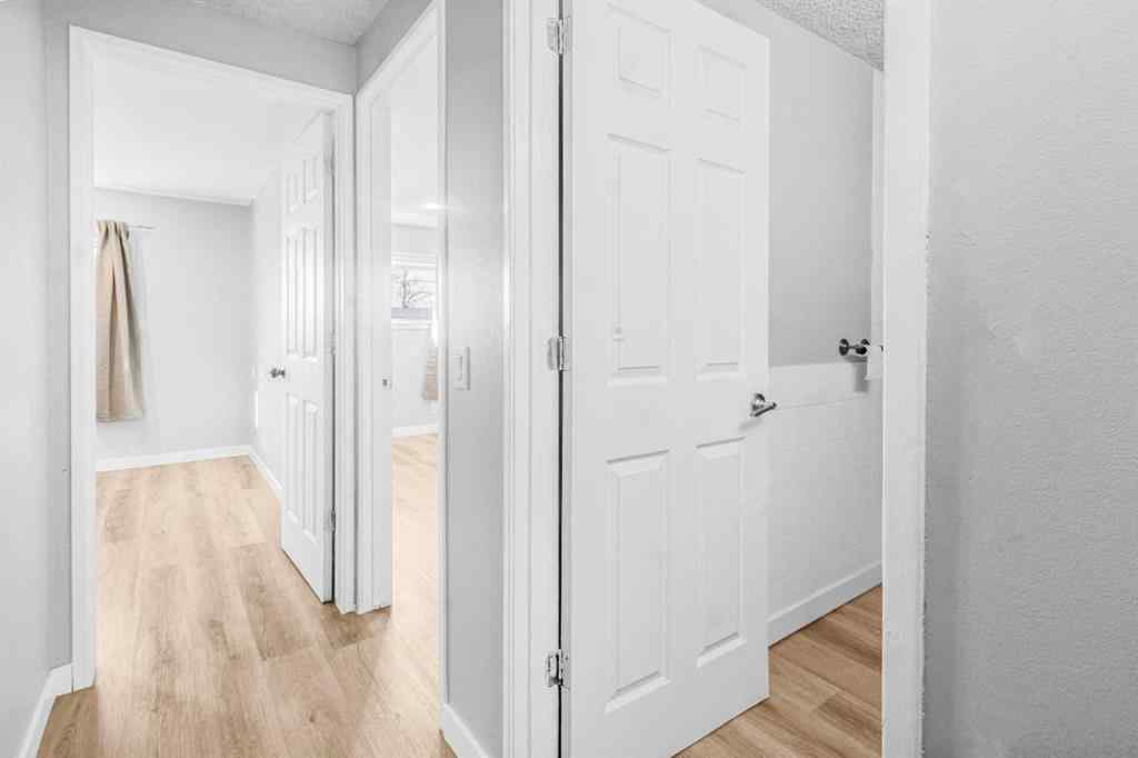 MLS® A2265636 - 7 Doverdale Mews SE in Dover Calgary, Residential