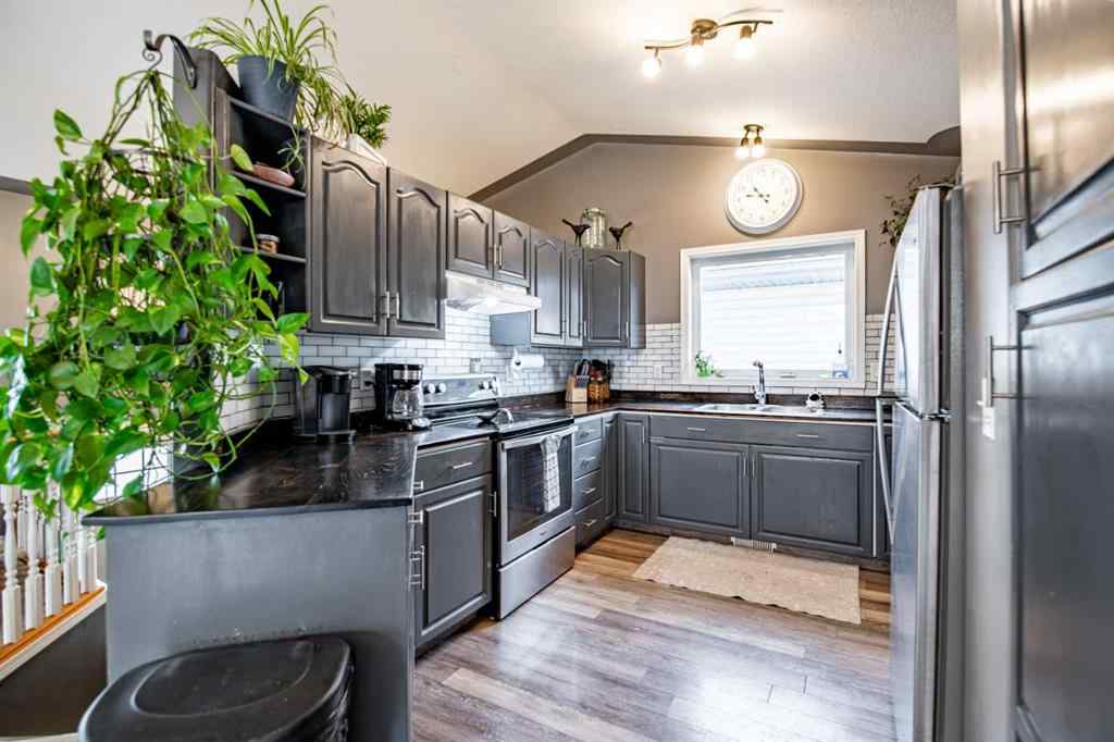 MLS® A2265639 - 23 Harper Drive  in Hewlett Park Sylvan Lake, Residential