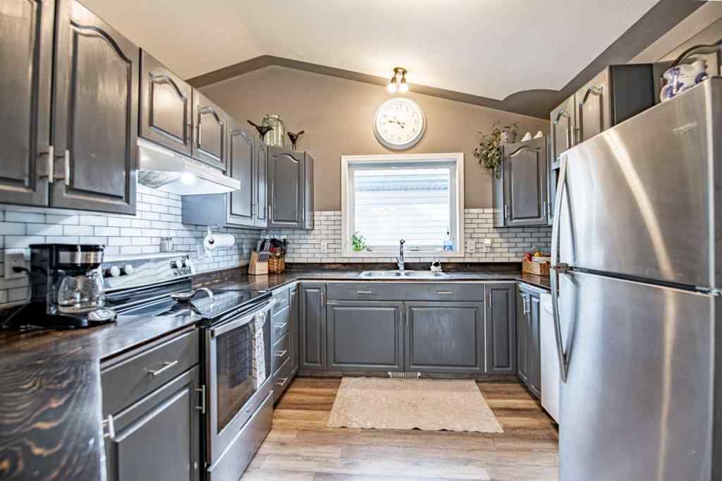 MLS® A2265639 - 23 Harper Drive  in Hewlett Park Sylvan Lake, Residential