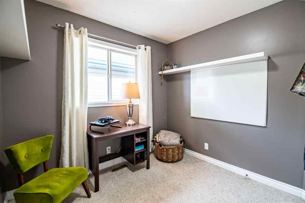 MLS® A2265639 - 23 Harper Drive  in Hewlett Park Sylvan Lake, Residential