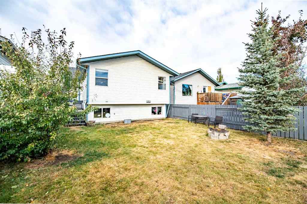 MLS® A2265639 - 23 Harper Drive  in Hewlett Park Sylvan Lake, Residential