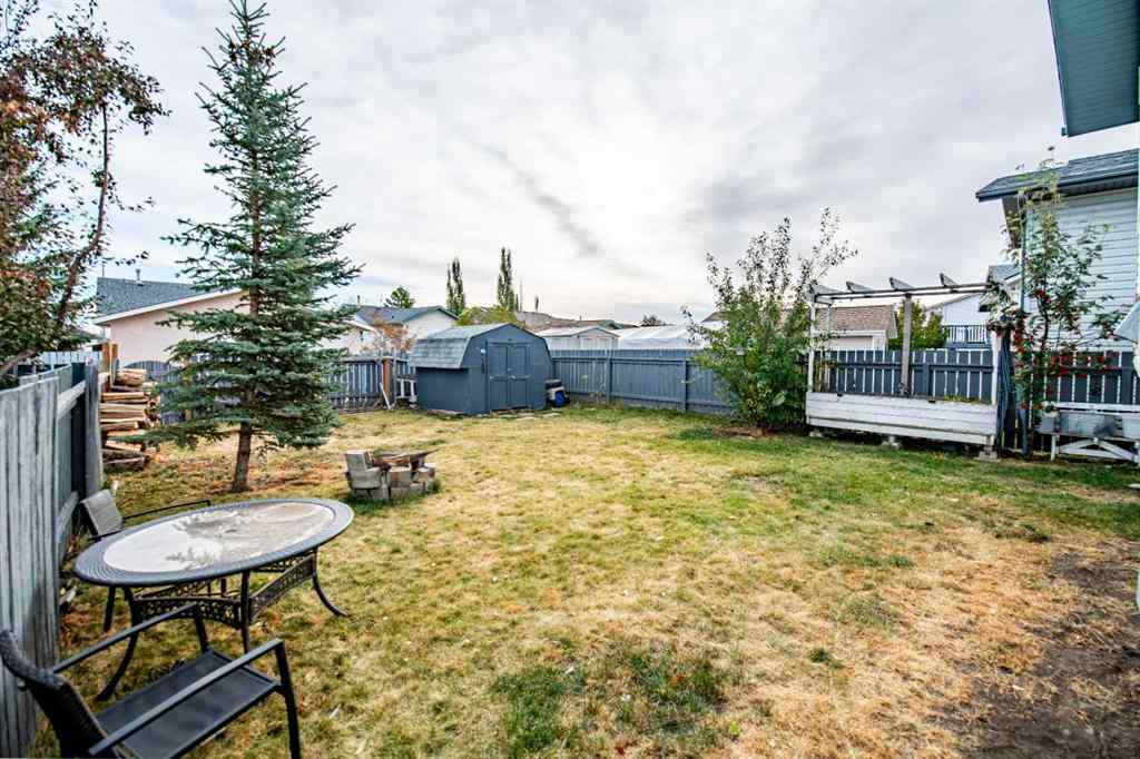 MLS® A2265639 - 23 Harper Drive  in Hewlett Park Sylvan Lake, Residential