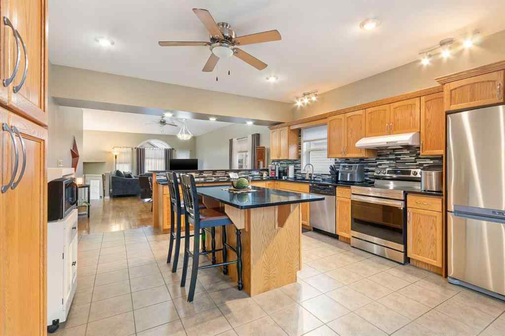 MLS® A2265640 - 4204 72 Avenue  in West Lloydminster Lloydminster, Residential