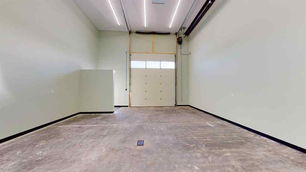 MLS® A2265646 - Unit #105 251 Spruce Street  in Piper Creek Business Park Rural Red Deer County, Commercial