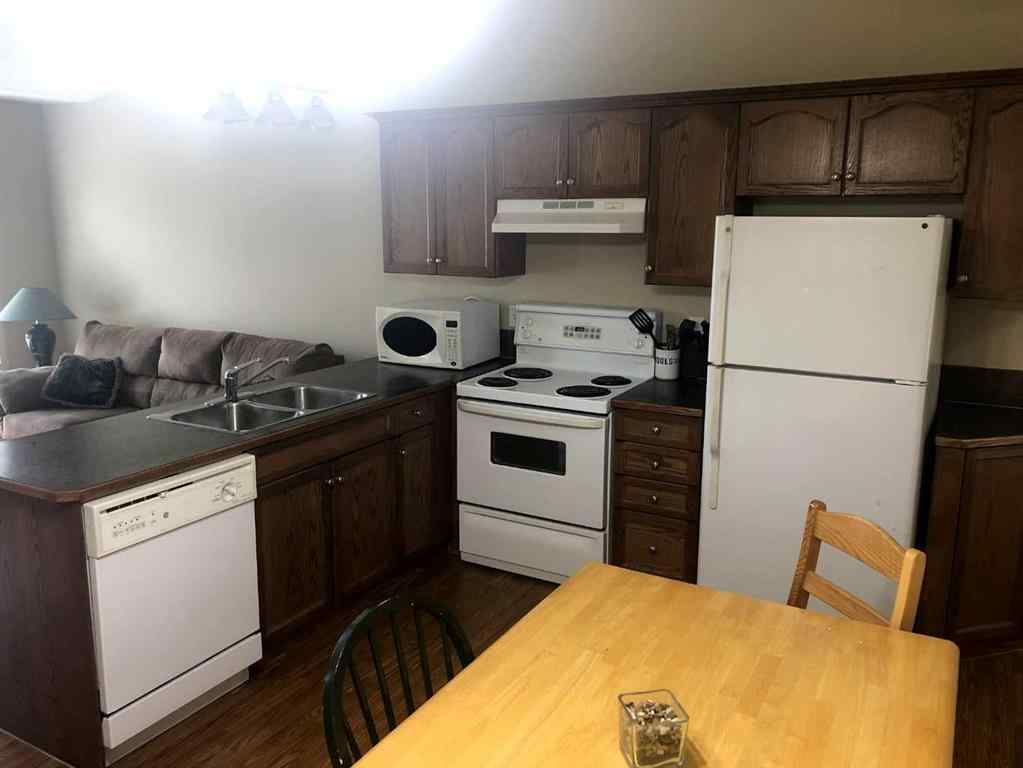 MLS® A2265647 - 7017 Deer Street  in College Heights Lacombe, Residential