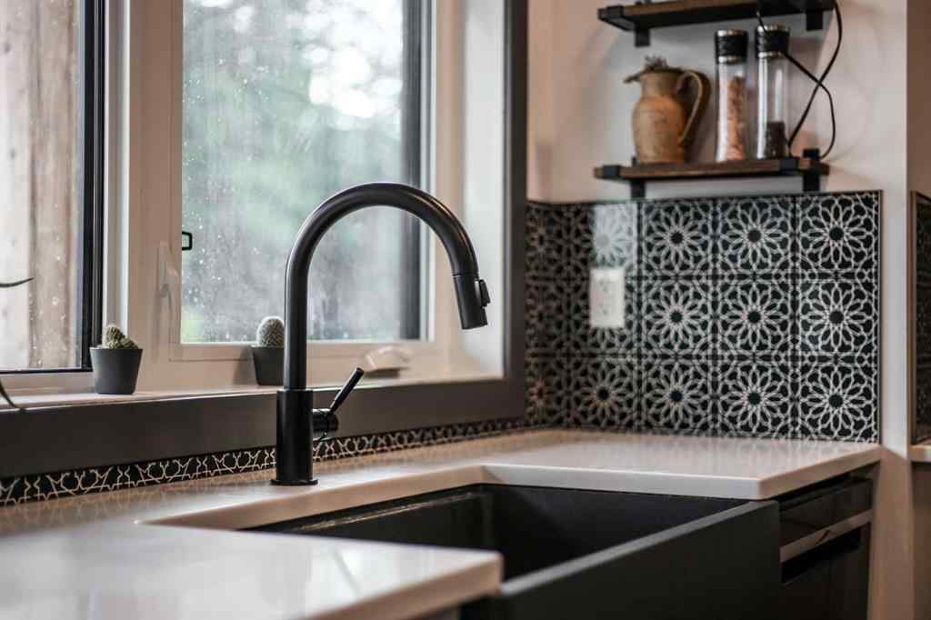 MLS® A2265648 - 230 Southmore Place  in NONE Blairmore, Residential