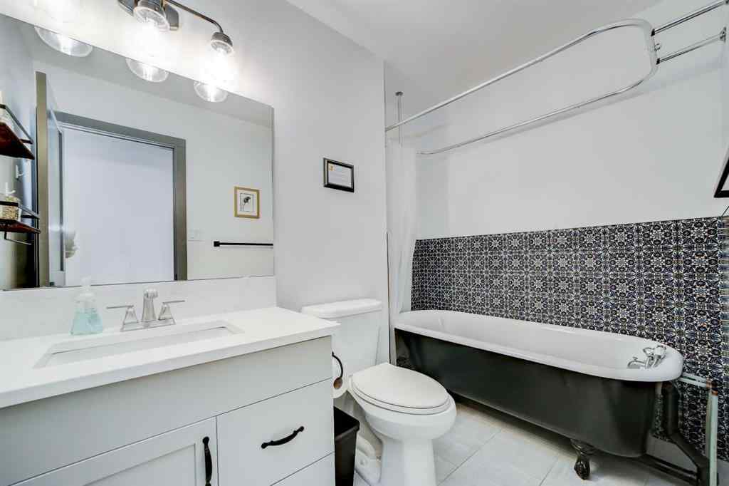 MLS® A2265648 - 230 Southmore Place  in NONE Blairmore, Residential