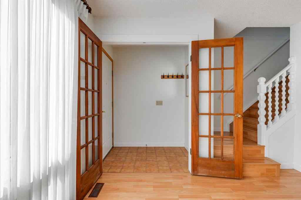 MLS® A2265651 - 76 Woodstock Road SW in Woodlands Calgary, Residential