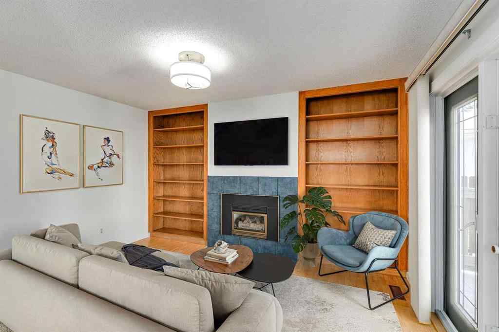 MLS® A2265651 - 76 Woodstock Road SW in Woodlands Calgary, Residential