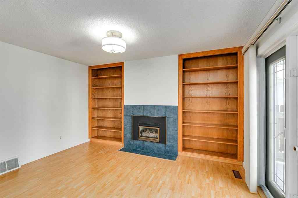 MLS® A2265651 - 76 Woodstock Road SW in Woodlands Calgary, Residential