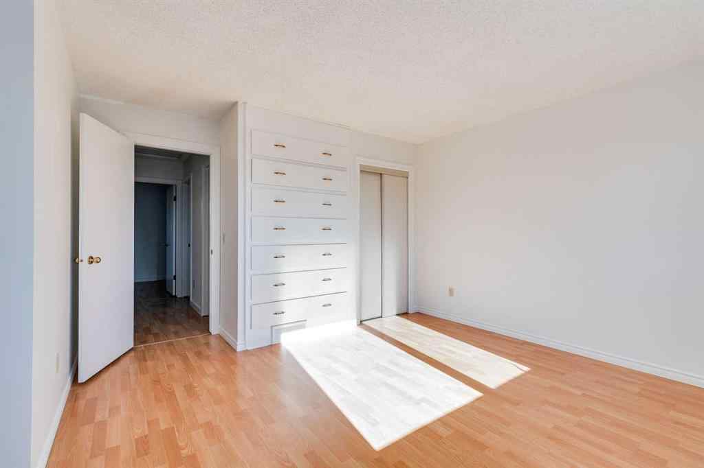 MLS® A2265651 - 76 Woodstock Road SW in Woodlands Calgary, Residential