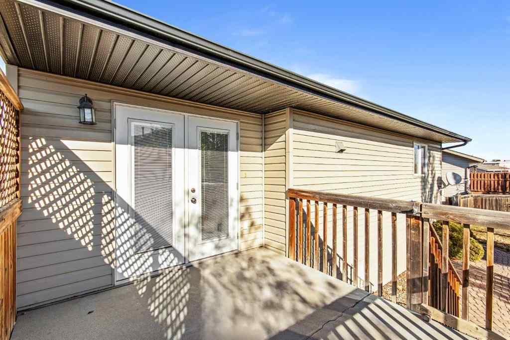 MLS® A2265656 - 5105 21 Street Close  in College Park Lloydminster, Residential