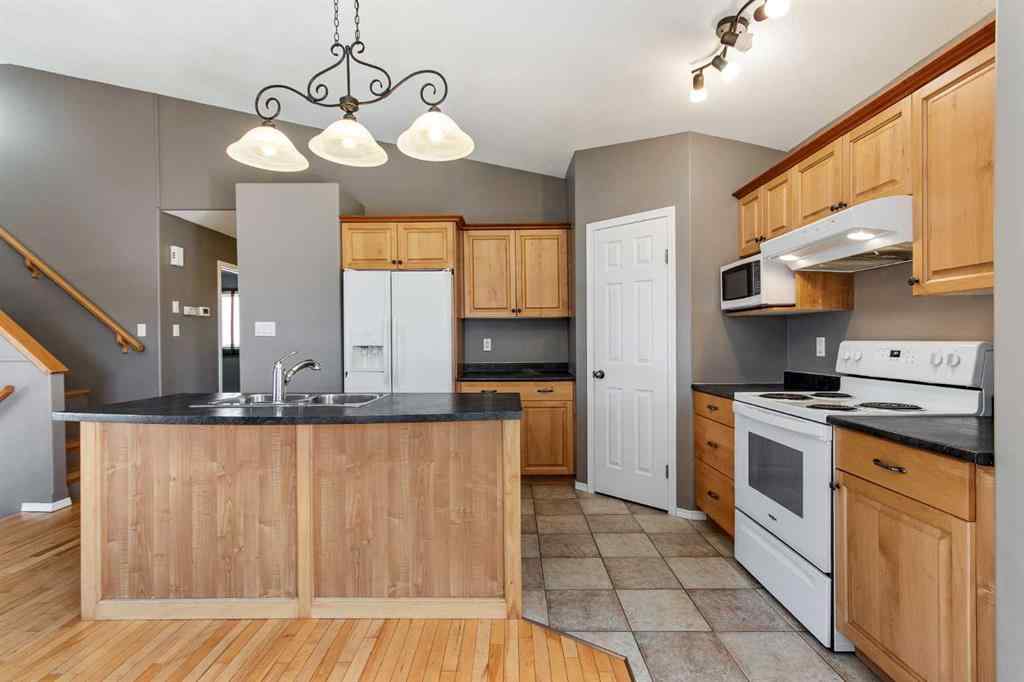 MLS® A2265656 - 5105 21 Street Close  in College Park Lloydminster, Residential