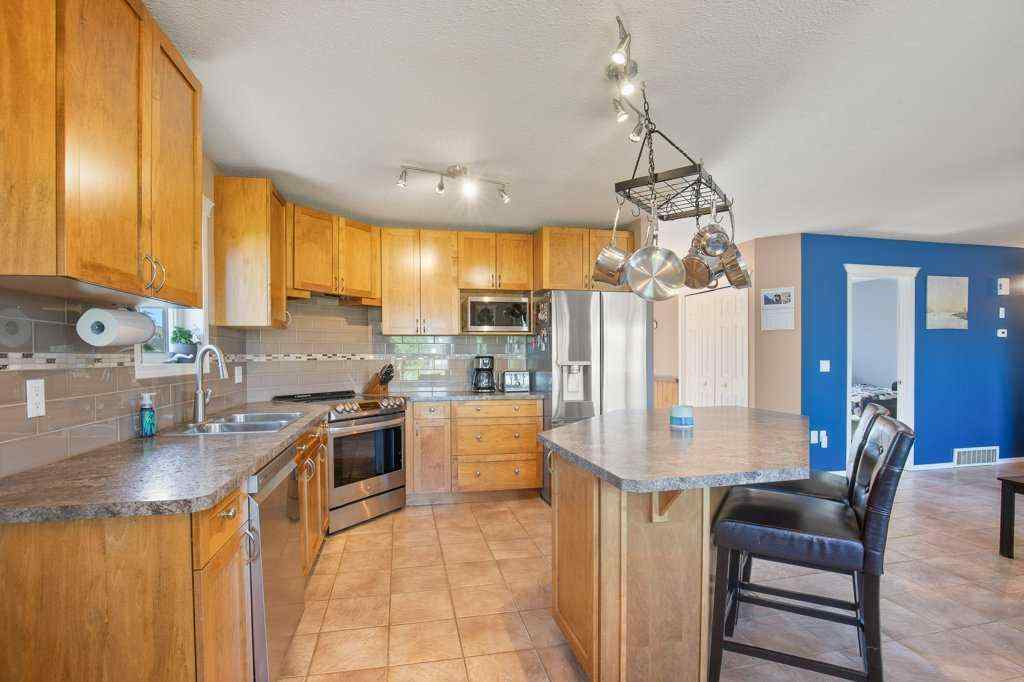 MLS® A2265667 - 431 Carriage Lane Crossing  in NONE Carstairs, Residential