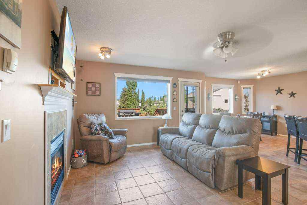 MLS® A2265667 - 431 Carriage Lane Crossing  in NONE Carstairs, Residential