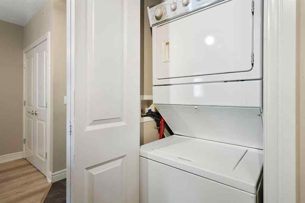 MLS® A2265668 - Unit #1806 920 5 Avenue SW in Downtown Commercial Core Calgary, Residential