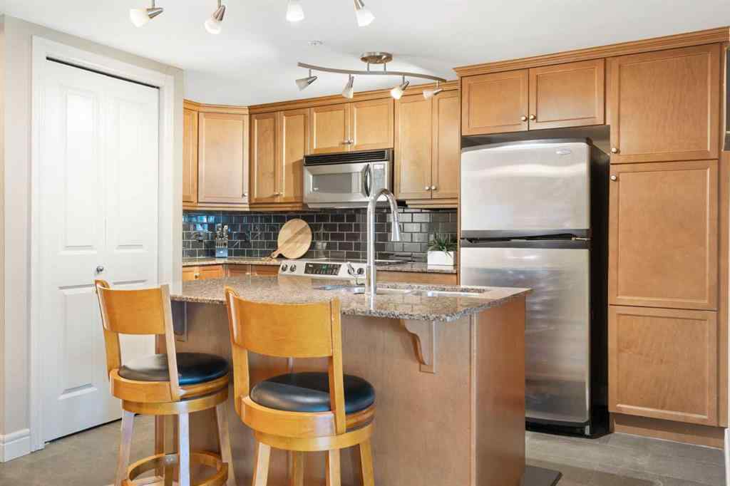 MLS® A2265668 - Unit #1806 920 5 Avenue SW in Downtown Commercial Core Calgary, Residential