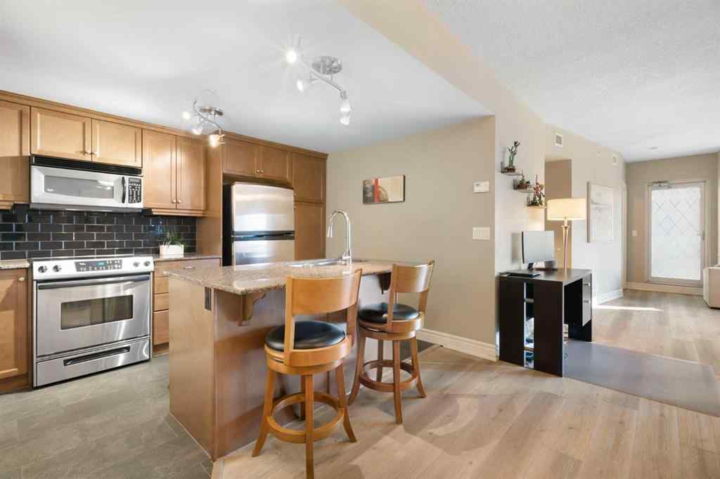 MLS® A2265668 - Unit #1806 920 5 Avenue SW in Downtown Commercial Core Calgary, Residential