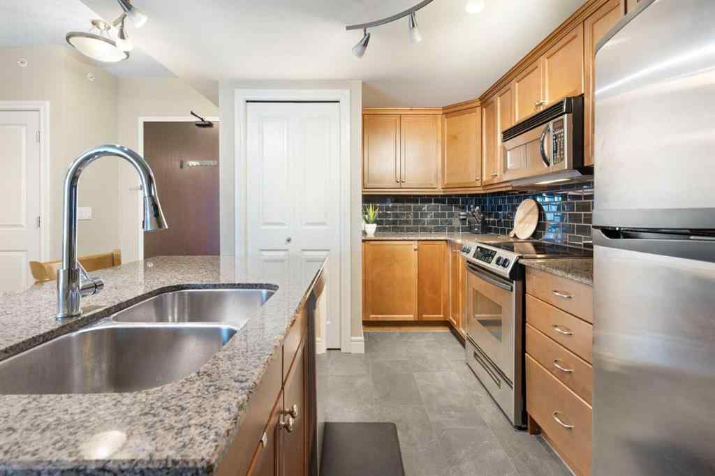 MLS® A2265668 - Unit #1806 920 5 Avenue SW in Downtown Commercial Core Calgary, Residential