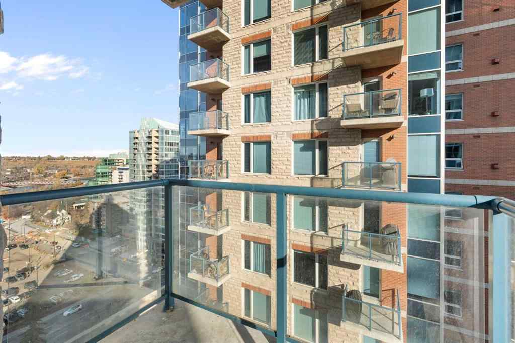 MLS® A2265668 - Unit #1806 920 5 Avenue SW in Downtown Commercial Core Calgary, Residential
