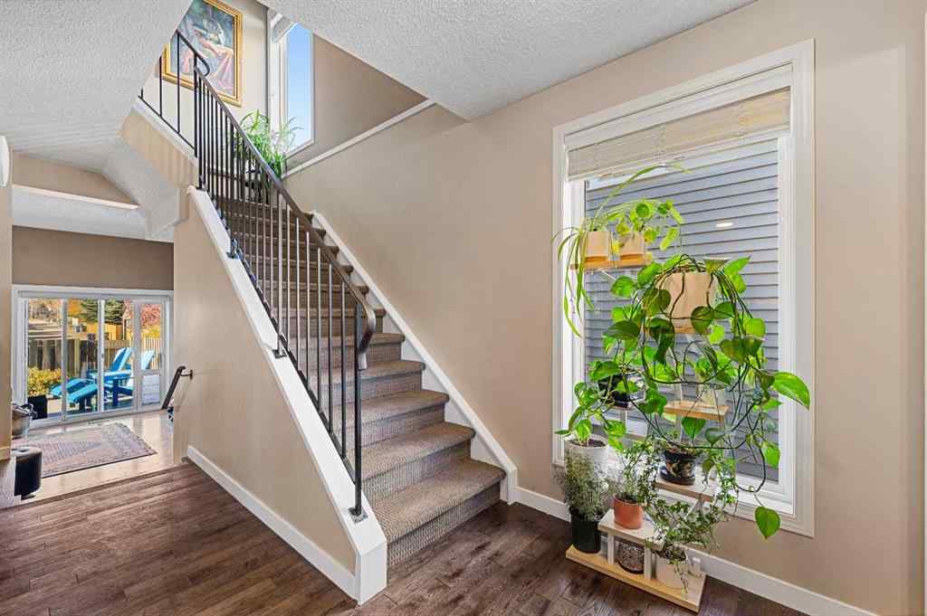 MLS® A2265670 - 151 Woodglen Grove SW in Woodbine Calgary, Residential