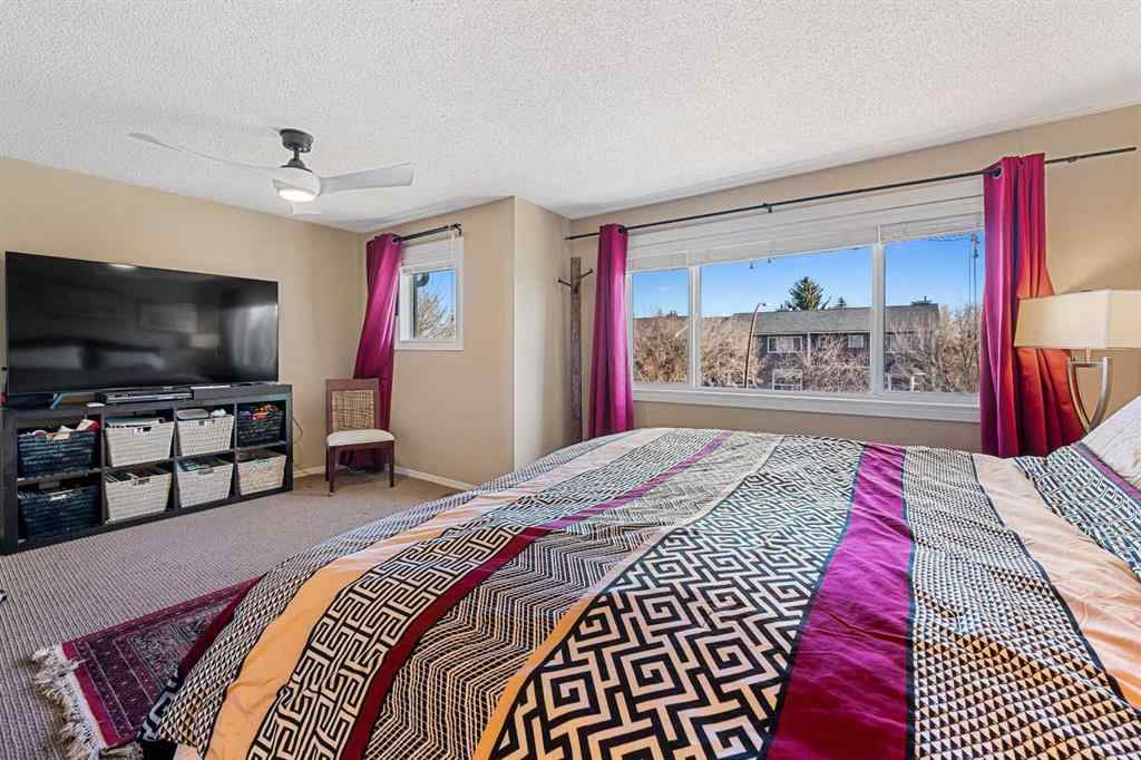 MLS® A2265670 - 151 Woodglen Grove SW in Woodbine Calgary, Residential