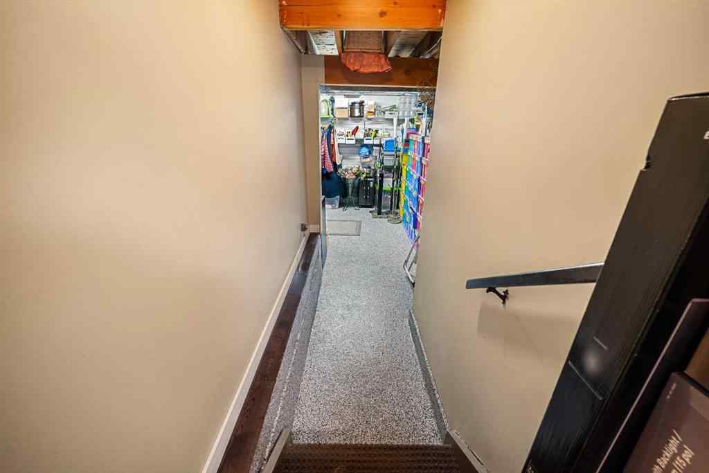 MLS® A2265670 - 151 Woodglen Grove SW in Woodbine Calgary, Residential