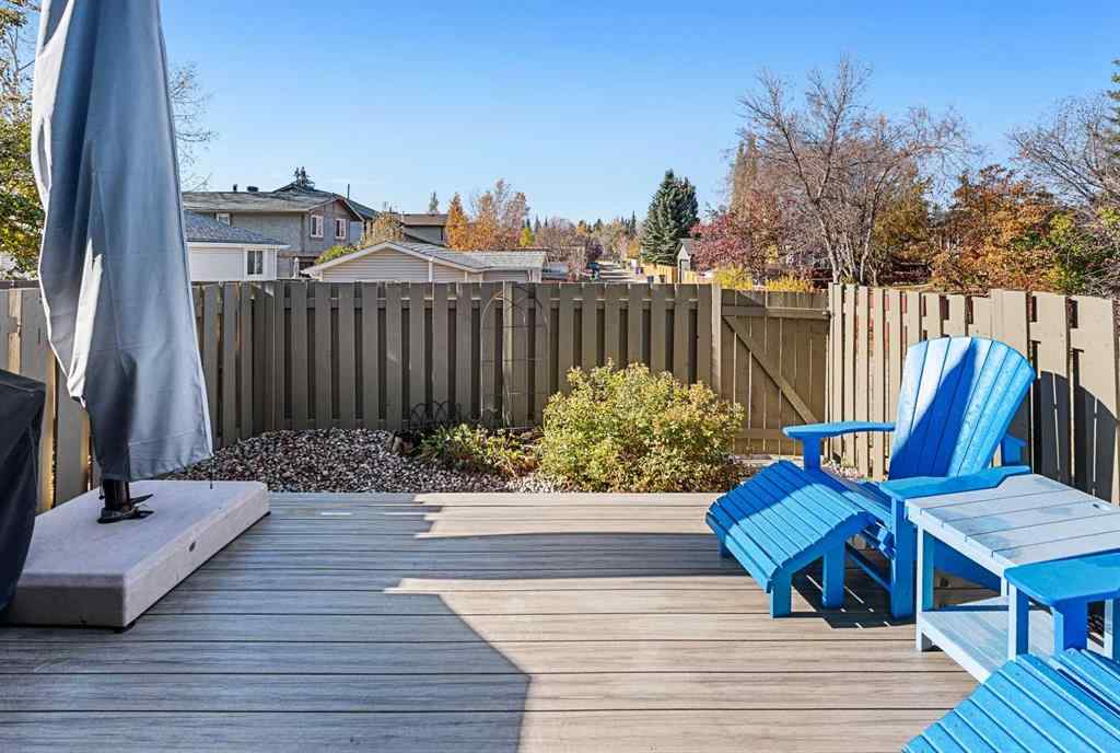 MLS® A2265670 - 151 Woodglen Grove SW in Woodbine Calgary, Residential