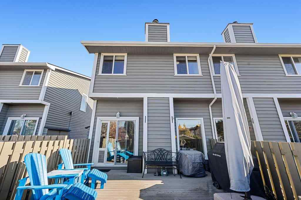 MLS® A2265670 - 151 Woodglen Grove SW in Woodbine Calgary, Residential