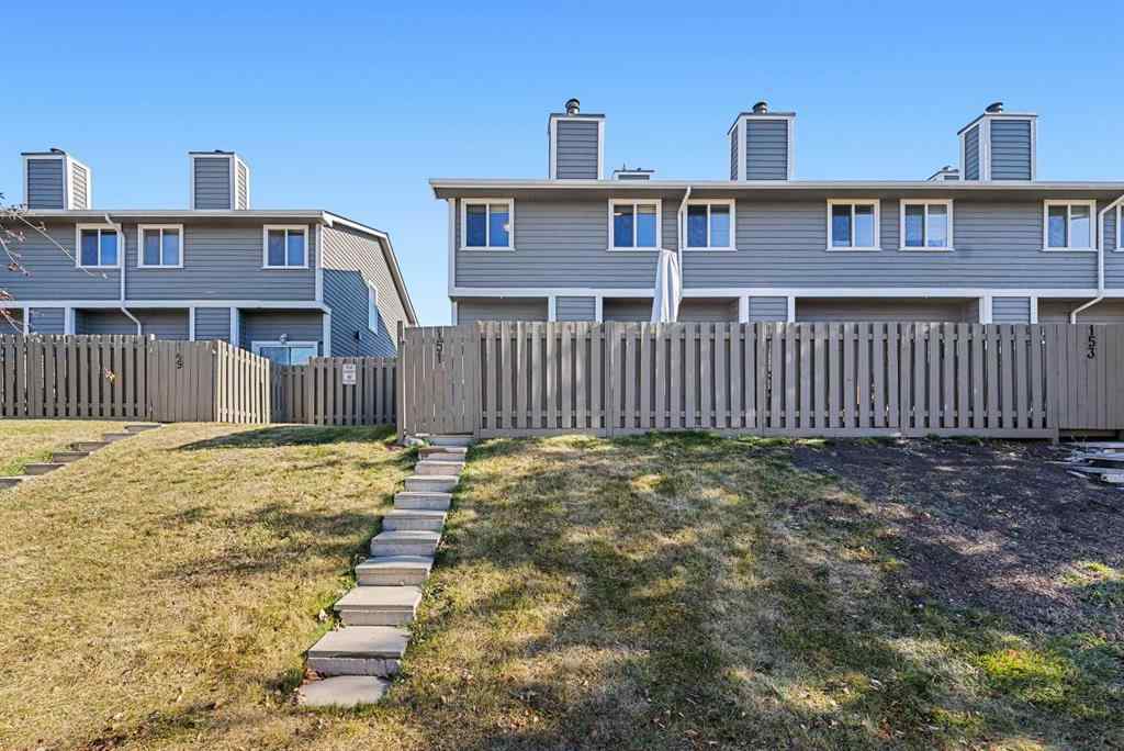 MLS® A2265670 - 151 Woodglen Grove SW in Woodbine Calgary, Residential
