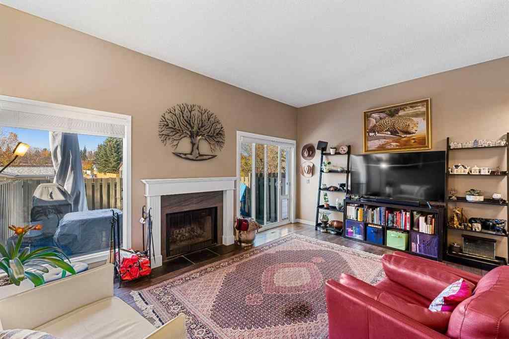 MLS® A2265670 - 151 Woodglen Grove SW in Woodbine Calgary, Residential