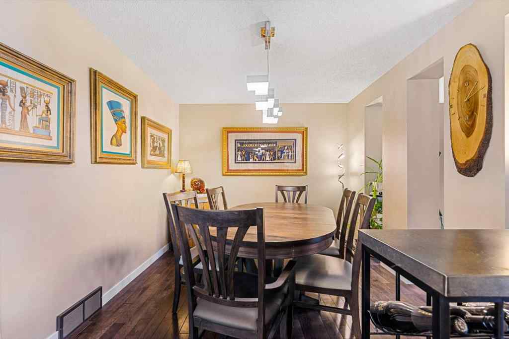 MLS® A2265670 - 151 Woodglen Grove SW in Woodbine Calgary, Residential