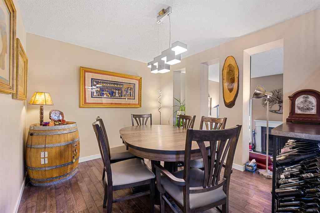 MLS® A2265670 - 151 Woodglen Grove SW in Woodbine Calgary, Residential