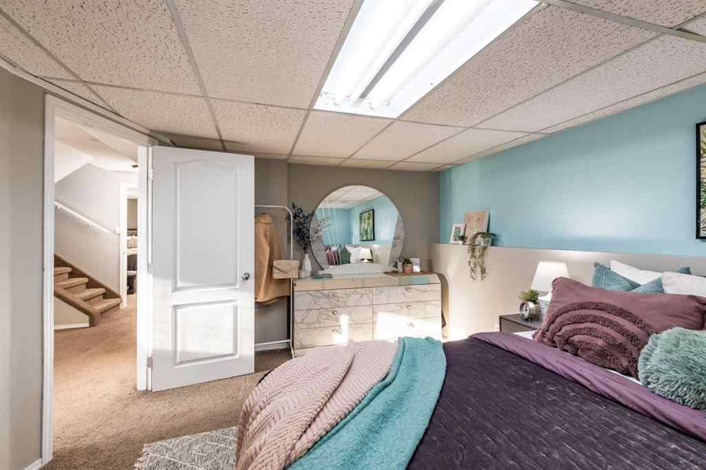 MLS® A2265672 - 516 Sissons Crescent SE in SE Southridge Medicine Hat, Residential