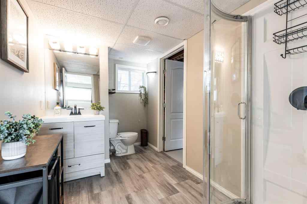 MLS® A2265672 - 516 Sissons Crescent SE in SE Southridge Medicine Hat, Residential